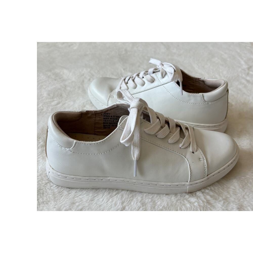 Reaction Kenneth Cole Women's Leather White Joey Sneaker | Size 8.5